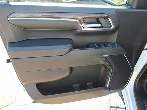 Used 2023 Chevrolet Silverado 1500 LT w/ Protection Package image 9