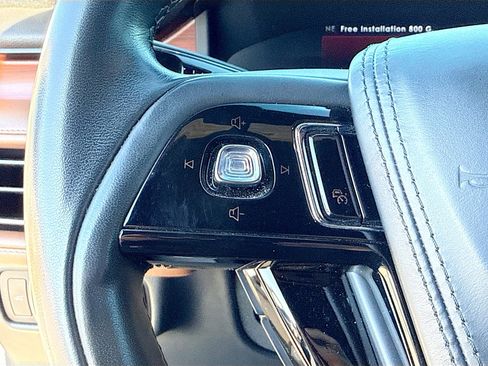 Used 2023 Lincoln Aviator Reserve w/ Equipment Group 201A image 40