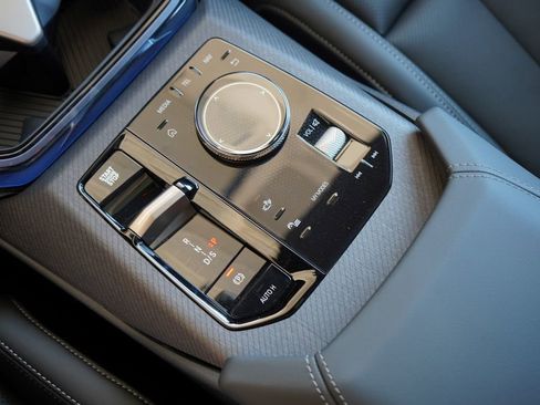 Used 2025 BMW X3 xDrive30i w/ Convenience Package image 18