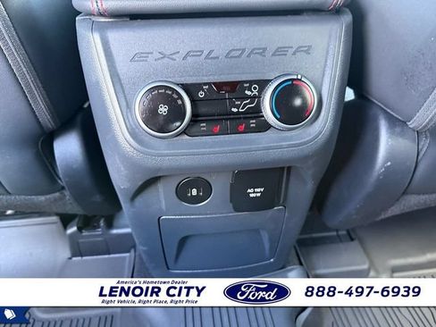 Used 2025 Ford Explorer ST RWD image 14