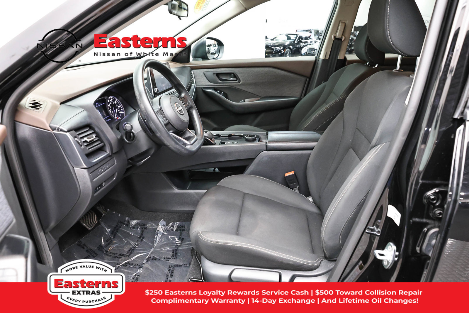 Used 2023 Nissan Rogue S AWD/4WD image 14