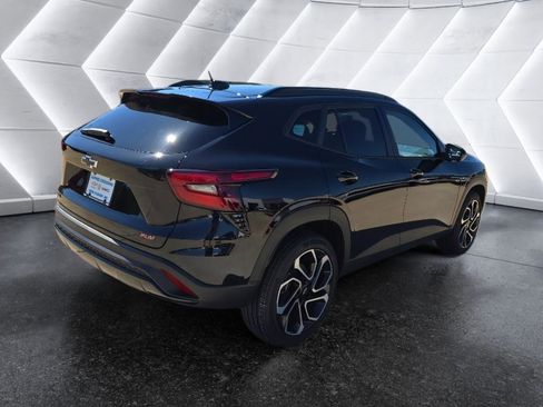 New 2026 Chevrolet Trax RS w/ Driver Confidence Package FWD image 4