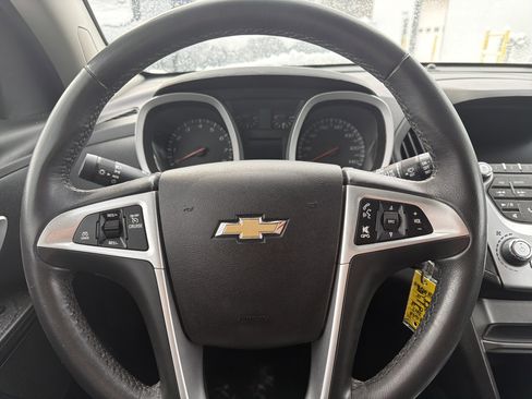 Used 2017 Chevrolet Equinox LT w/ Convenience Package image 14