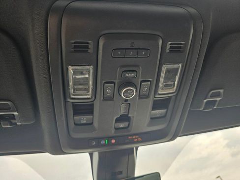 Used 2021 Chevrolet Tahoe High Country image 42