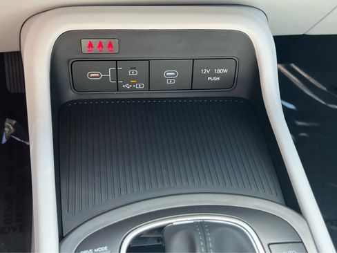 Certified 2026 Hyundai Kona SE AWD/4WD image 34