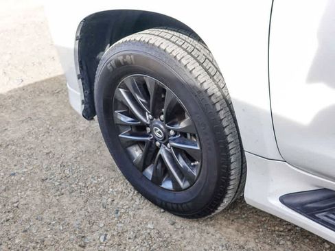 Used 2021 Lexus GX 460 Premium w/ Premium Package image 22