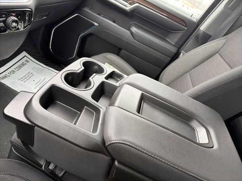 Certified 2024 Chevrolet Silverado 1500 LT image 27