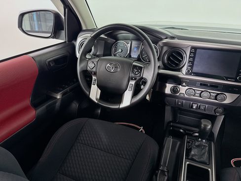 Used 2021 Toyota Tacoma SR5 image 32