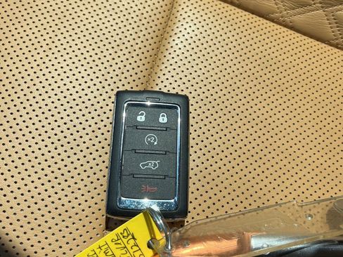 Used 2024 Jeep Grand Cherokee Summit AWD/4WD image 23
