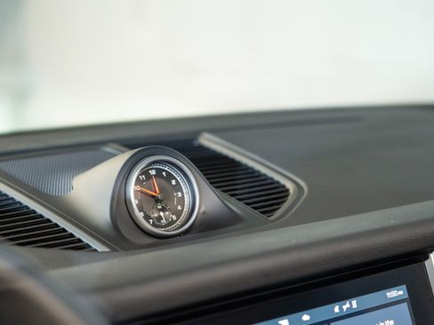 Used 2020 Porsche Macan S AWD/4WD image 20