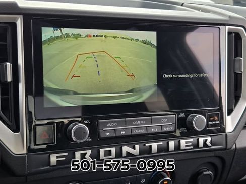 Used 2025 Nissan Frontier SV RWD image 22