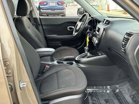 Used 2016 Kia Soul image 20