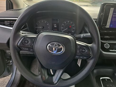 Used 2024 Toyota Corolla LE FWD image 7