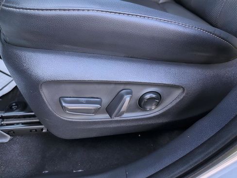 Used 2024 Toyota Grand Highlander Limited image 33