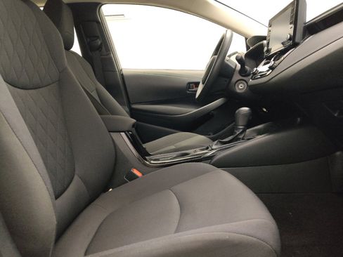 Used 2022 Toyota Corolla LE FWD image 21