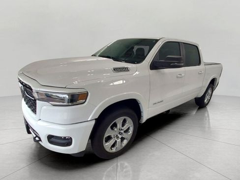 Used 2025 RAM 1500 Big Horn AWD/4WD image 4