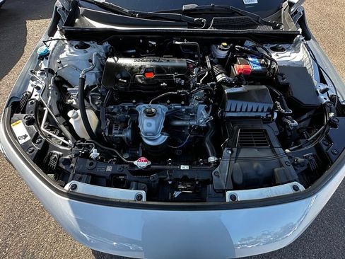 Used 2024 Honda Civic Sport image 5
