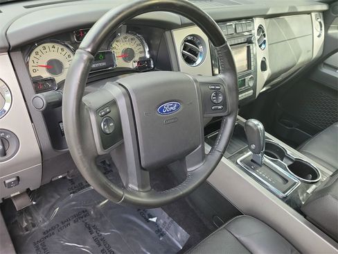 Used 2012 Ford Expedition Limited image 23