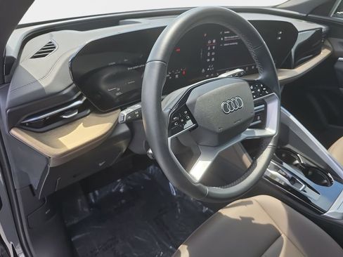 Certified 2025 Audi Q5 Premium Plus w/ Premium Plus AWD/4WD image 25
