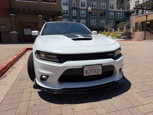 Used 2018 Dodge Charger R/T RWD image 13