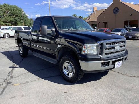 Used 2005 Ford F250 XLT AWD/4WD image 8