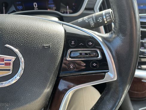 Used 2016 Cadillac SRX Luxury w/ Driver Awareness Package AWD/4WD image 21