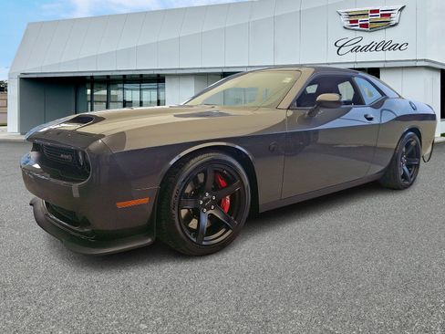 Used 2022 Dodge Challenger SRT Hellcat Redeye image 2