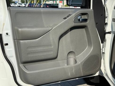 Used 2021 Nissan Frontier S RWD image 10