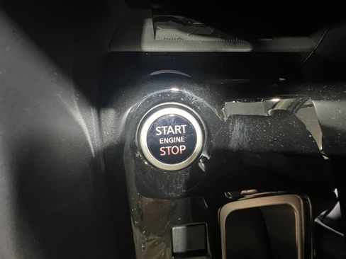 New 2025 Nissan Versa SV w/ Trunk Package image 30