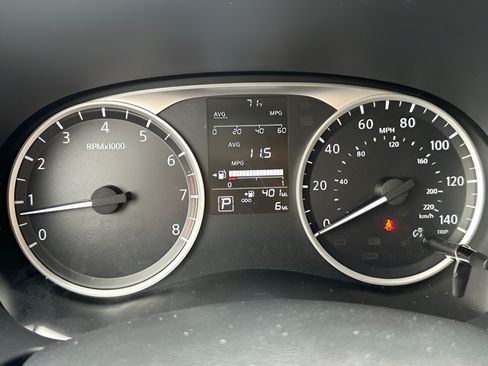 Certified 2025 Nissan Kicks Play S FWD image 25