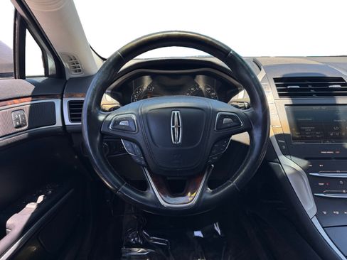Used 2016 Lincoln MKZ w/ Equipment Group 300A Reserve FWD image 12