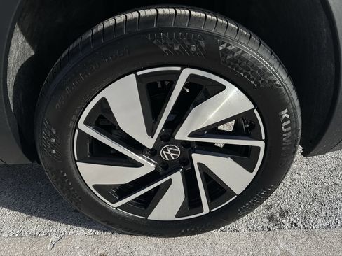 New 2026 Volkswagen Atlas SE image 34