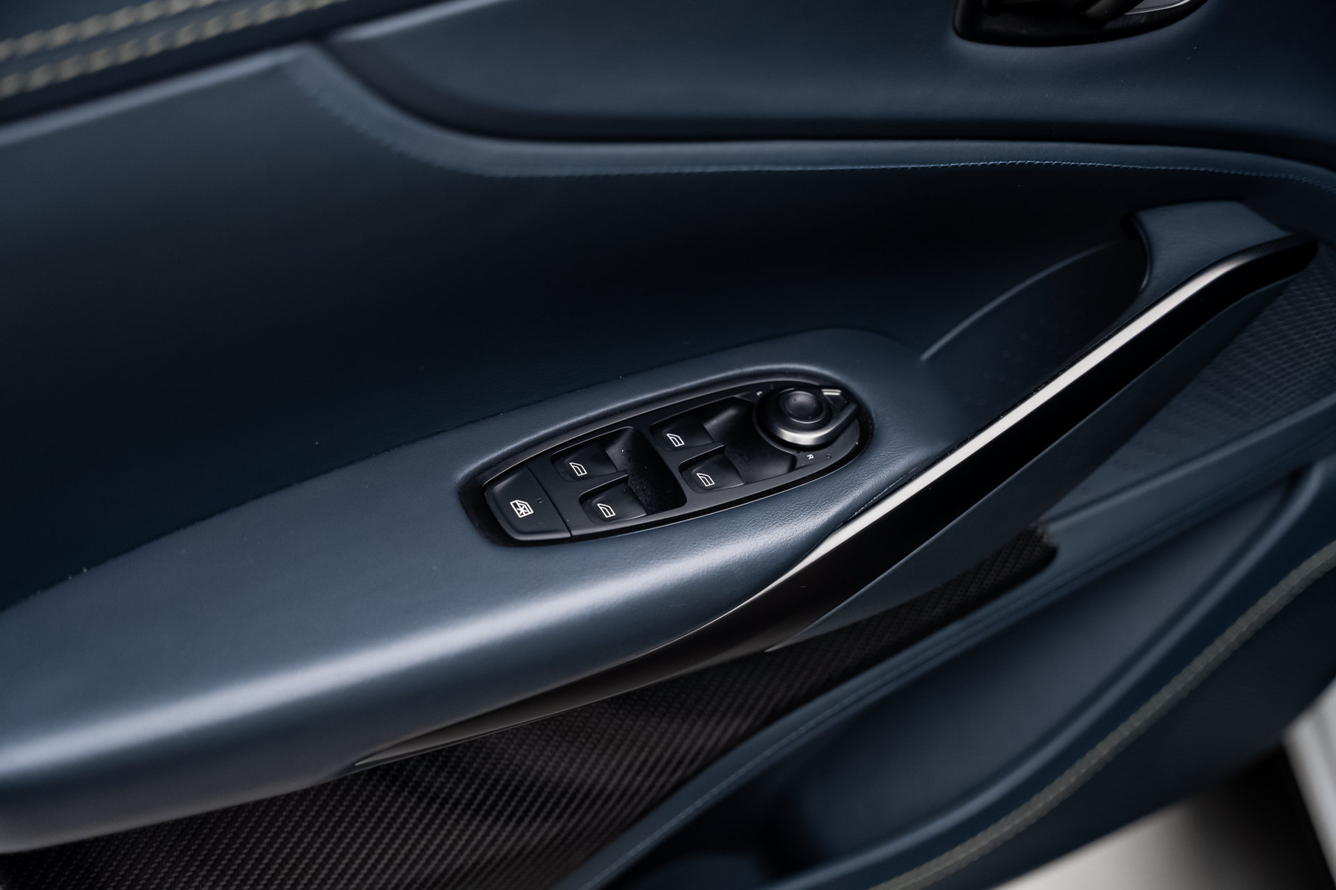 Used 2023 Aston Martin DBX 707 AWD/4WD image 58