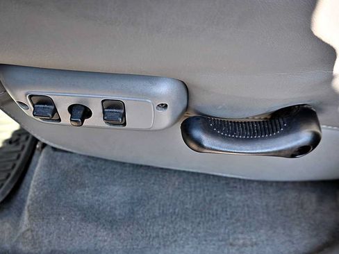 Used 2007 Dodge Ram 3500 Truck Laramie AWD/4WD image 15