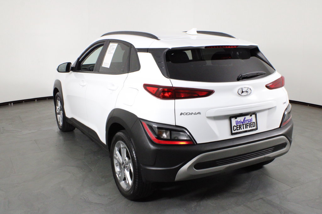 Certified 2022 Hyundai Kona SEL w/ Convenience Package AWD/4WD image 13