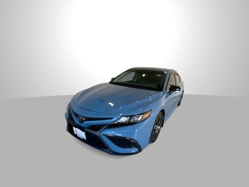 Certified 2023 Toyota Camry SE image 4