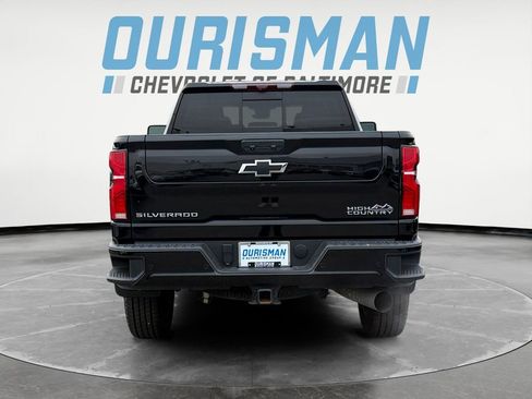 Used 2024 Chevrolet Silverado 2500 High Country image 5