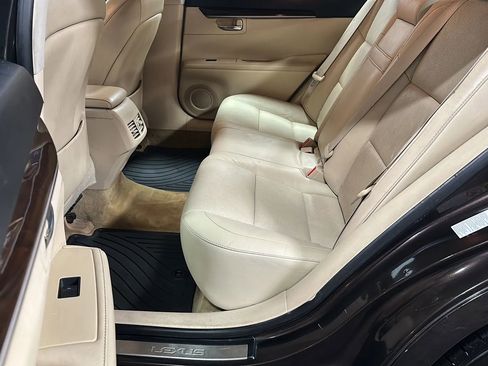 Used 2013 Lexus ES 350 w/ Luxury Pkg image 11