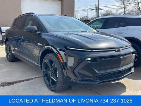 Used 2024 Chevrolet Equinox EV RS image 4