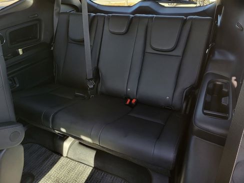 Certified 2025 Subaru Ascent Bronze Edition image 17