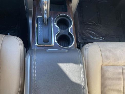 Used 2012 Ford F150 Lariat w/ Lariat Chrome Pkg image 19