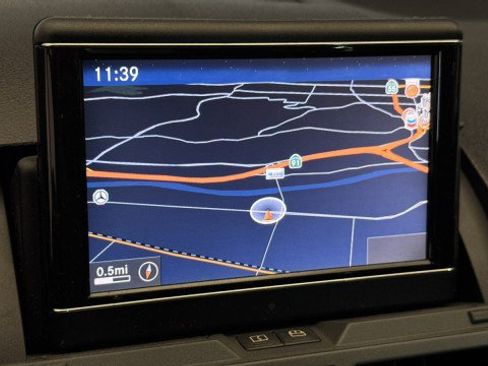 Used 2010 Mercedes-Benz C 63 AMG Sedan image 8