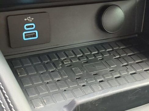 Used 2024 Ford Mustang GT Premium image 21