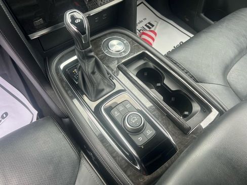 Used 2022 INFINITI QX80 Luxe image 18