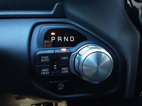 Used 2025 RAM 1500 Laramie AWD/4WD image 22