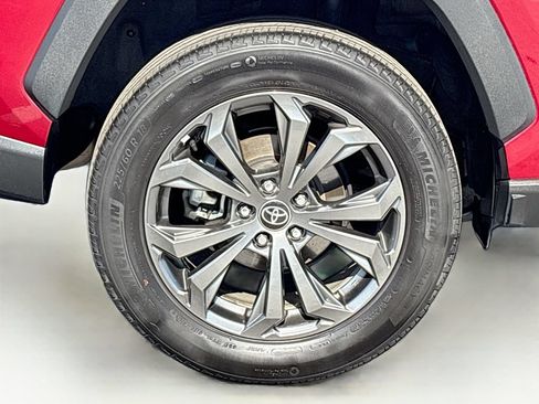 Certified 2023 Toyota RAV4 XLE Premium AWD/4WD image 33