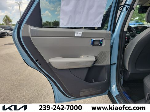 New 2027 Kia Seltos S FWD image 13