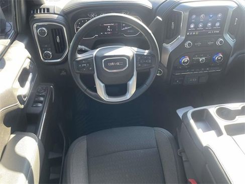 Used 2022 GMC Sierra 1500 SLE image 13