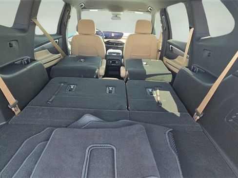 New 2026 Buick Enclave Preferred w/ LPO, Floor Liner Package image 27