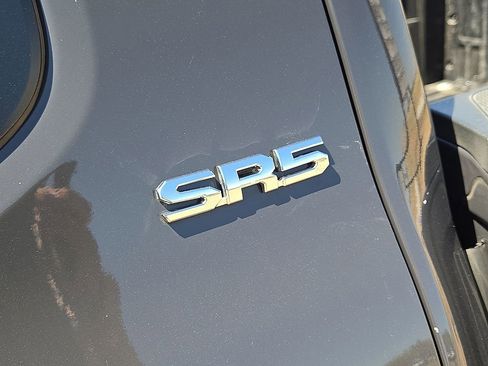 Used 2025 Toyota Tacoma SR5 image 12